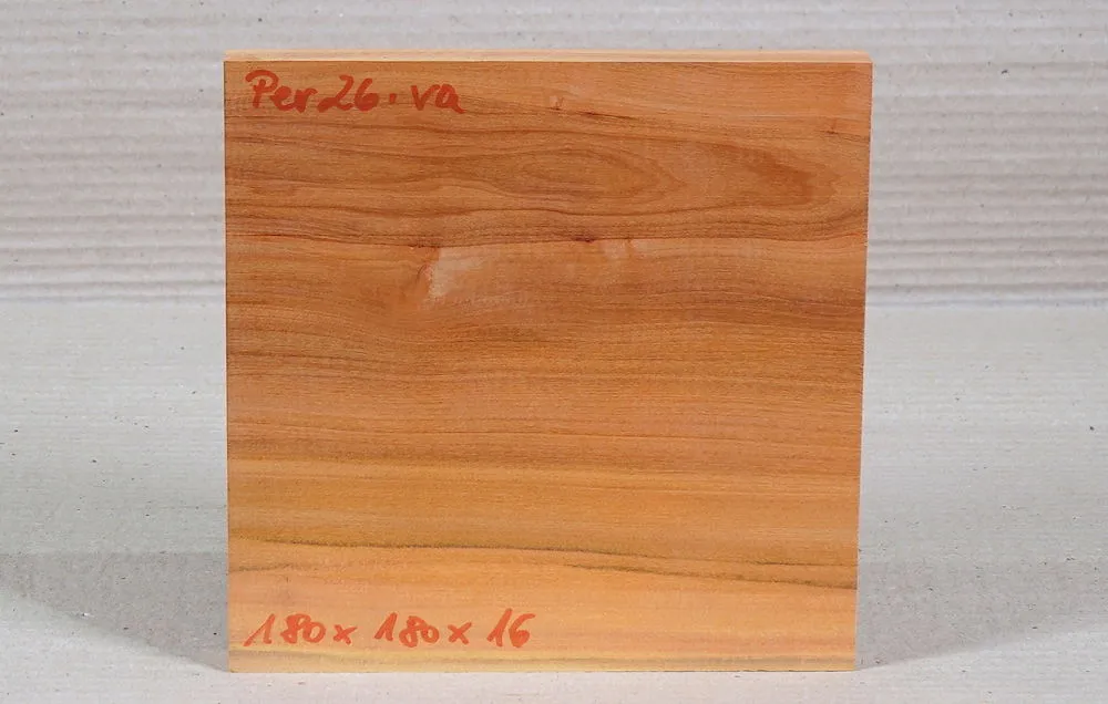 Per026 Peroba Rosa, Lachsholz Brettchen 180 x 180 x 16 mm