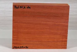 Pad032 Padauk, Coral Wood Block 260 x 215 x 50 mm