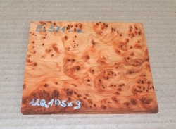 Ei371 Yew Wood Small Board 120 x 105 x 9 mm